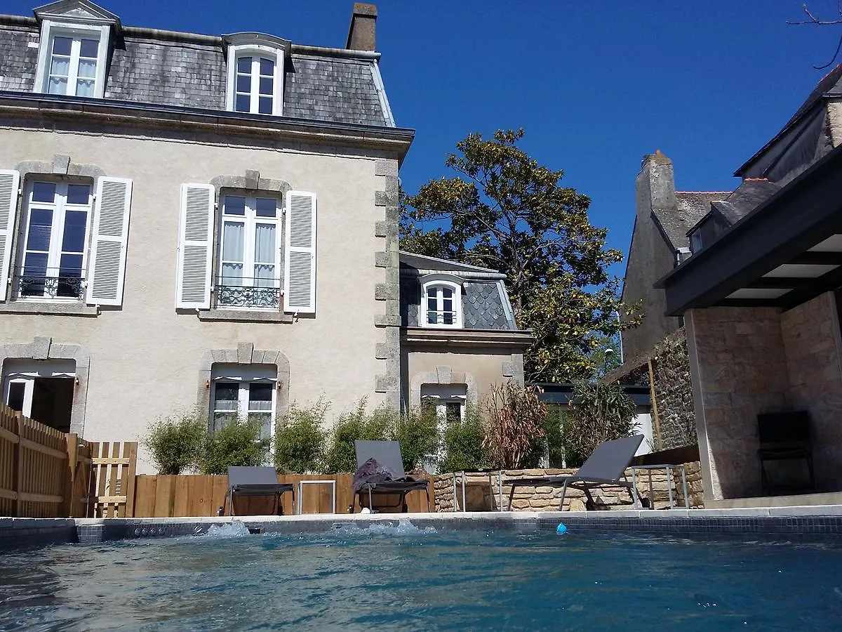 Maison De La Garenne Bed & Breakfast Vannes
